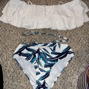 Size small bathing suit - like new